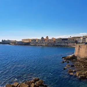 Ortigia Adriana Souite' Casa vacanze